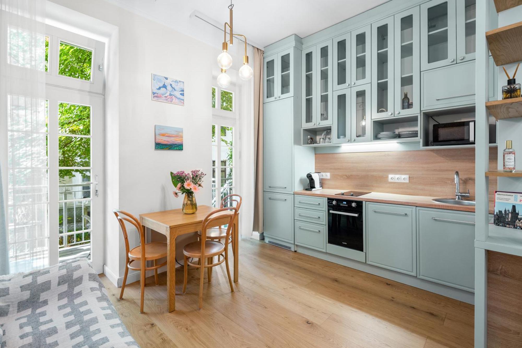 Central Vienna Apartment With Garden View Bagian luar foto